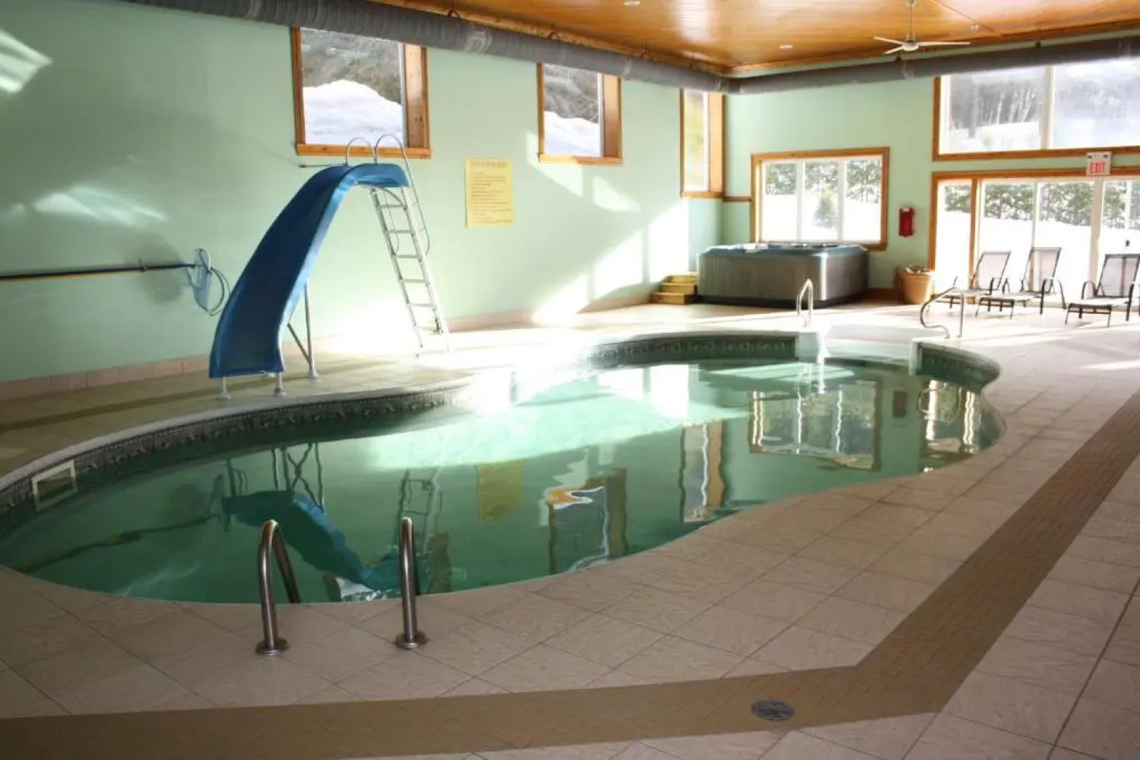 Pathsaala Inn & Restaurant