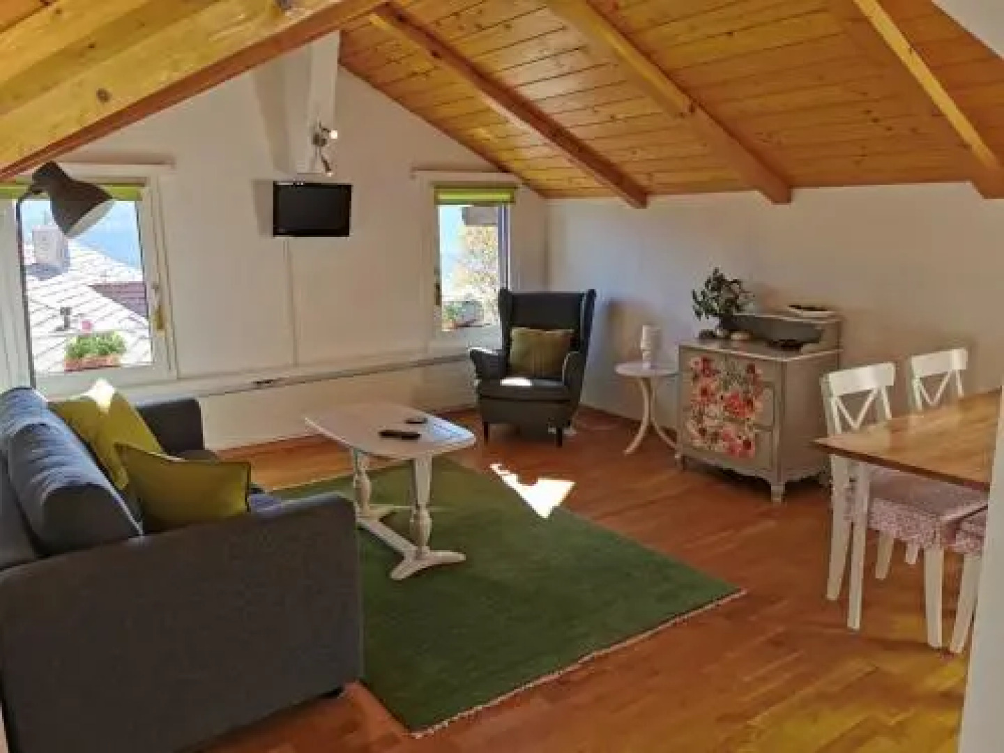 Ula's Holiday Apartments