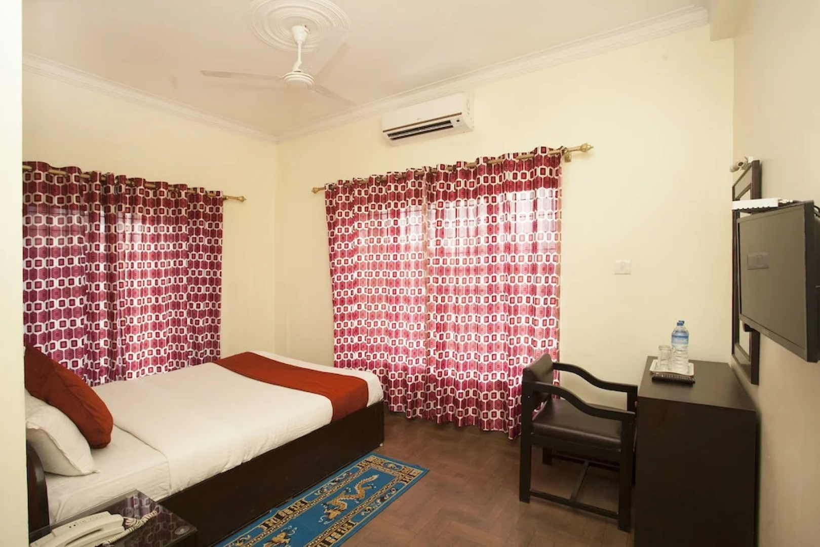 OYO 493 Hotel The Holy Birth