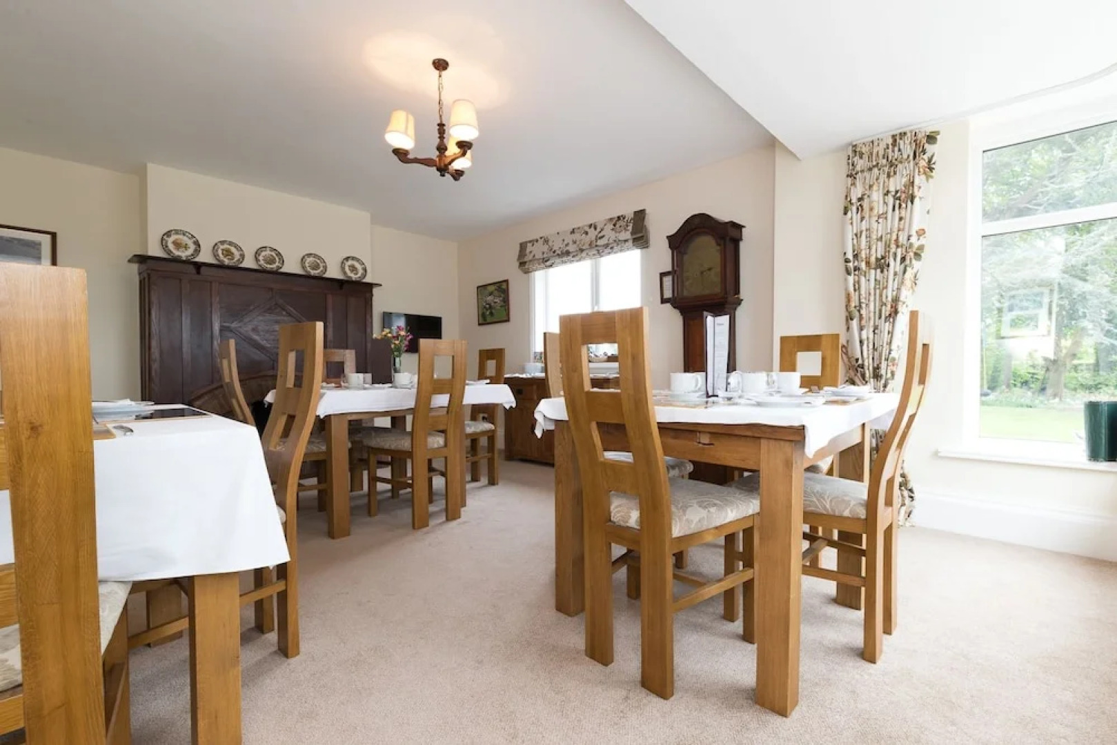 Whitethorn Bed and Breakfast