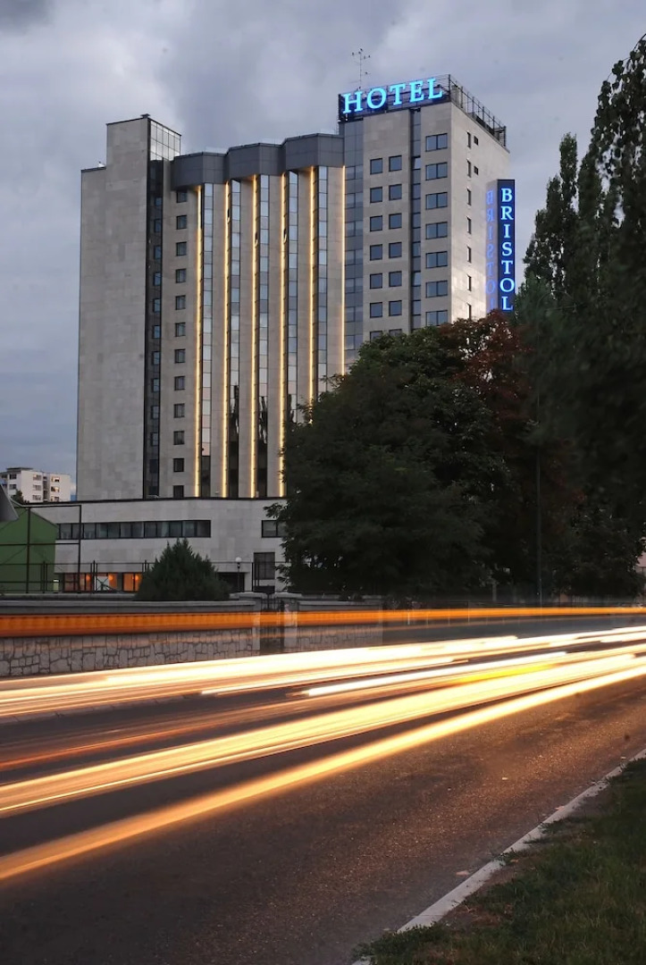 Boutique Bristol Hotel