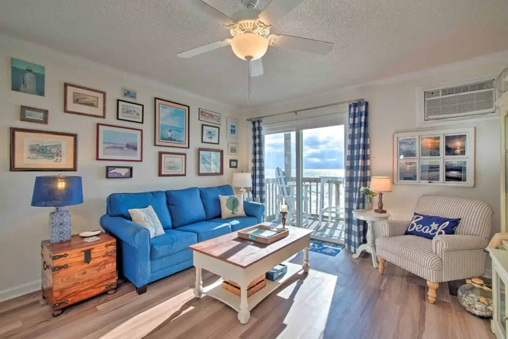 North Topsail Beach Escape With Ocean Views!