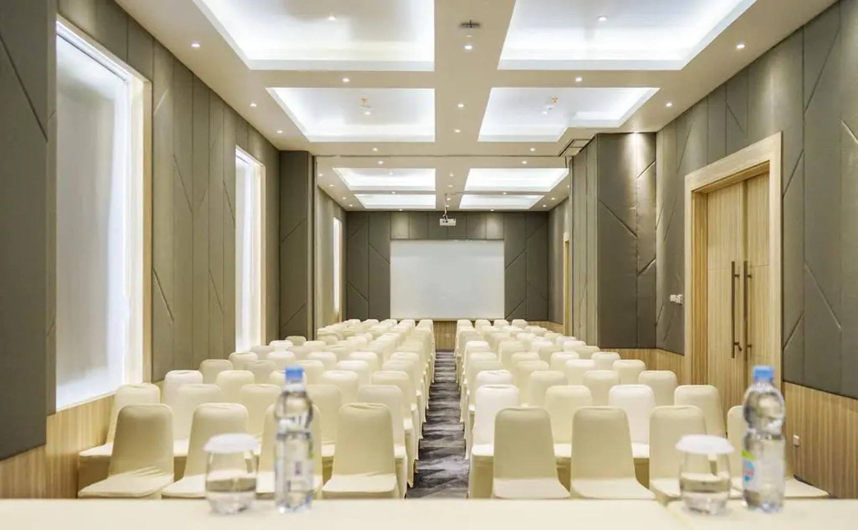 Hotel Santika Premiere Ambon