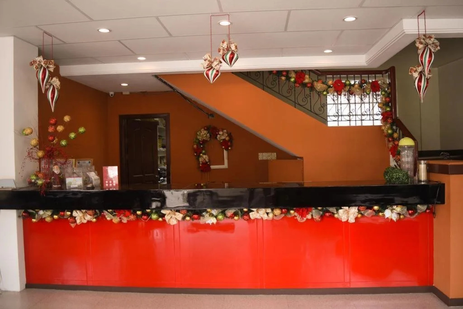 OYO 414 Humberto's Hotel