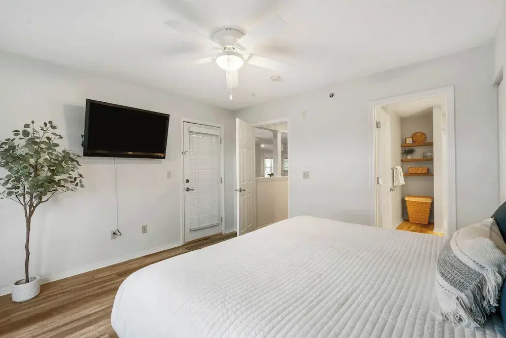 Ozark Mountain Oasis For 7!