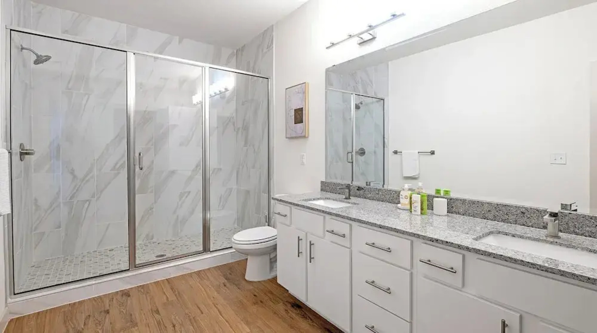 Landing Apartments Waller