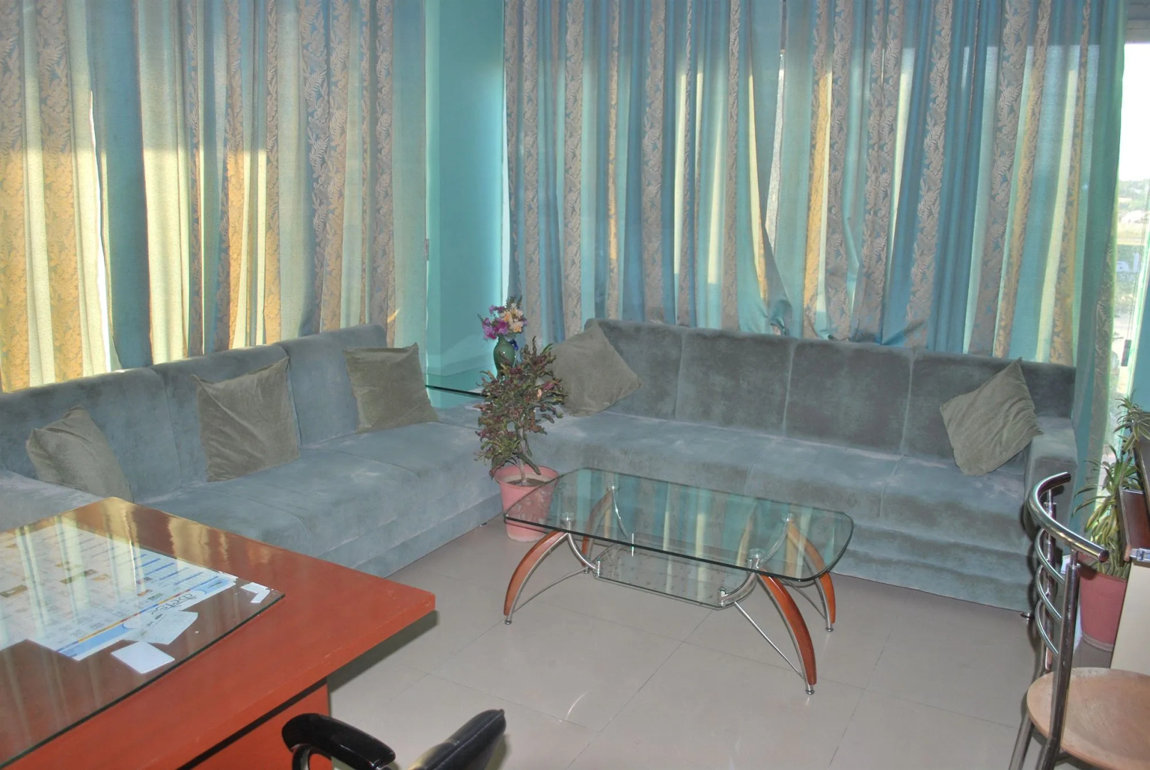 Hotel Mansarovar Palace