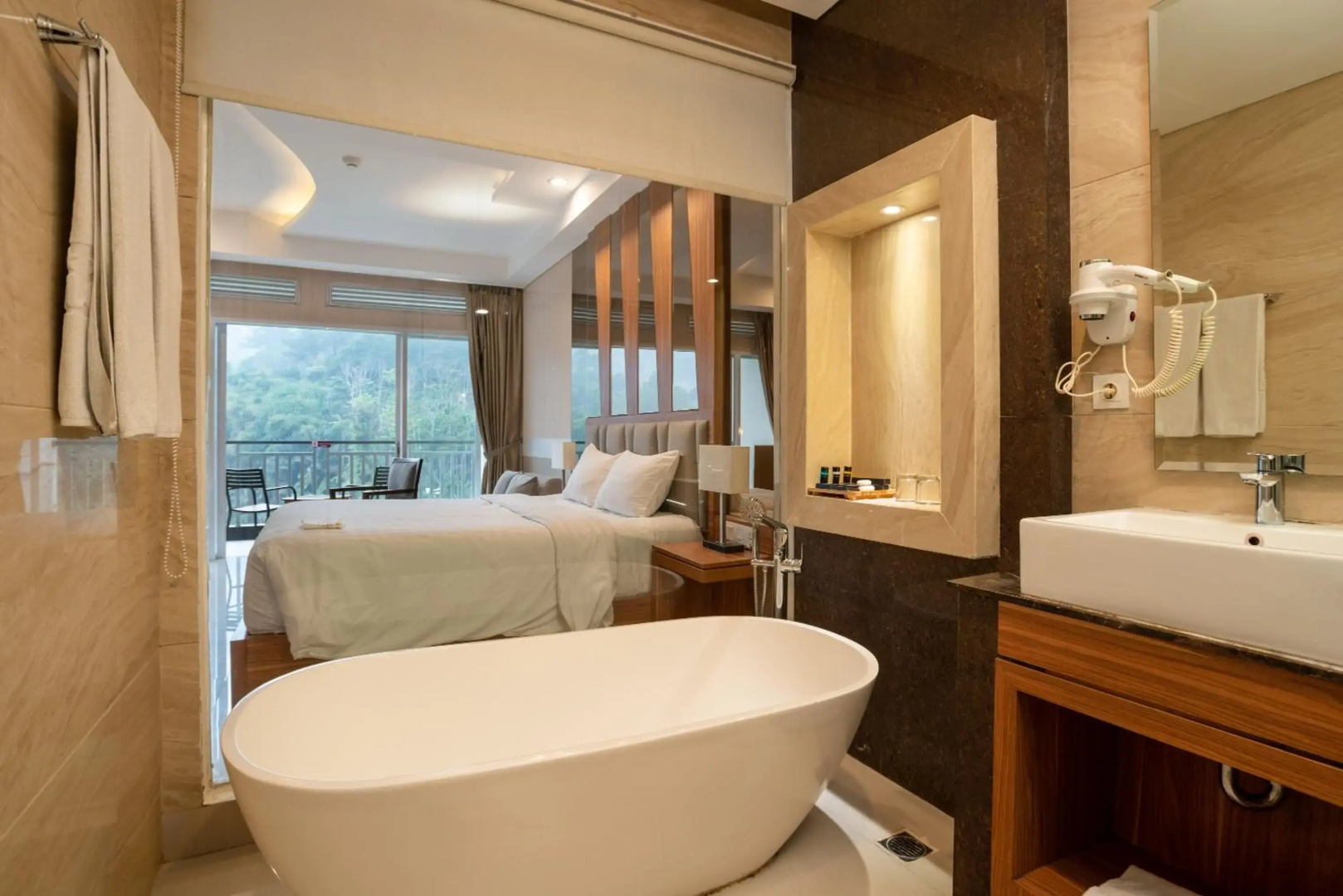Le Eminence Puncak Hotel Convention & Resort