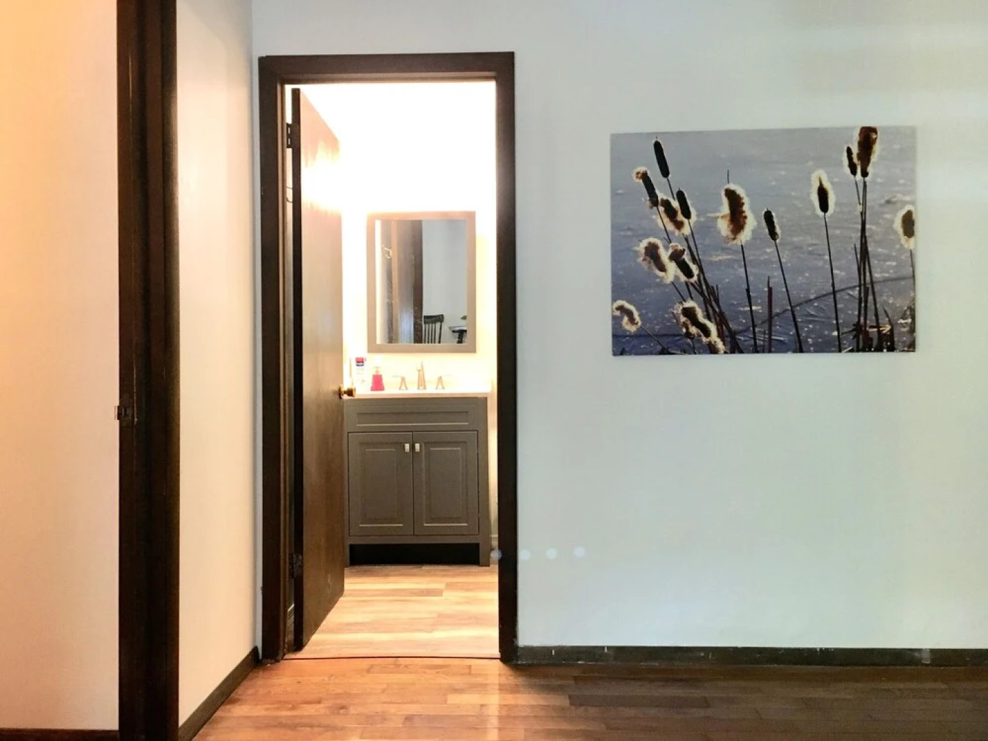 Beautiful Lakeside House Near Camelback