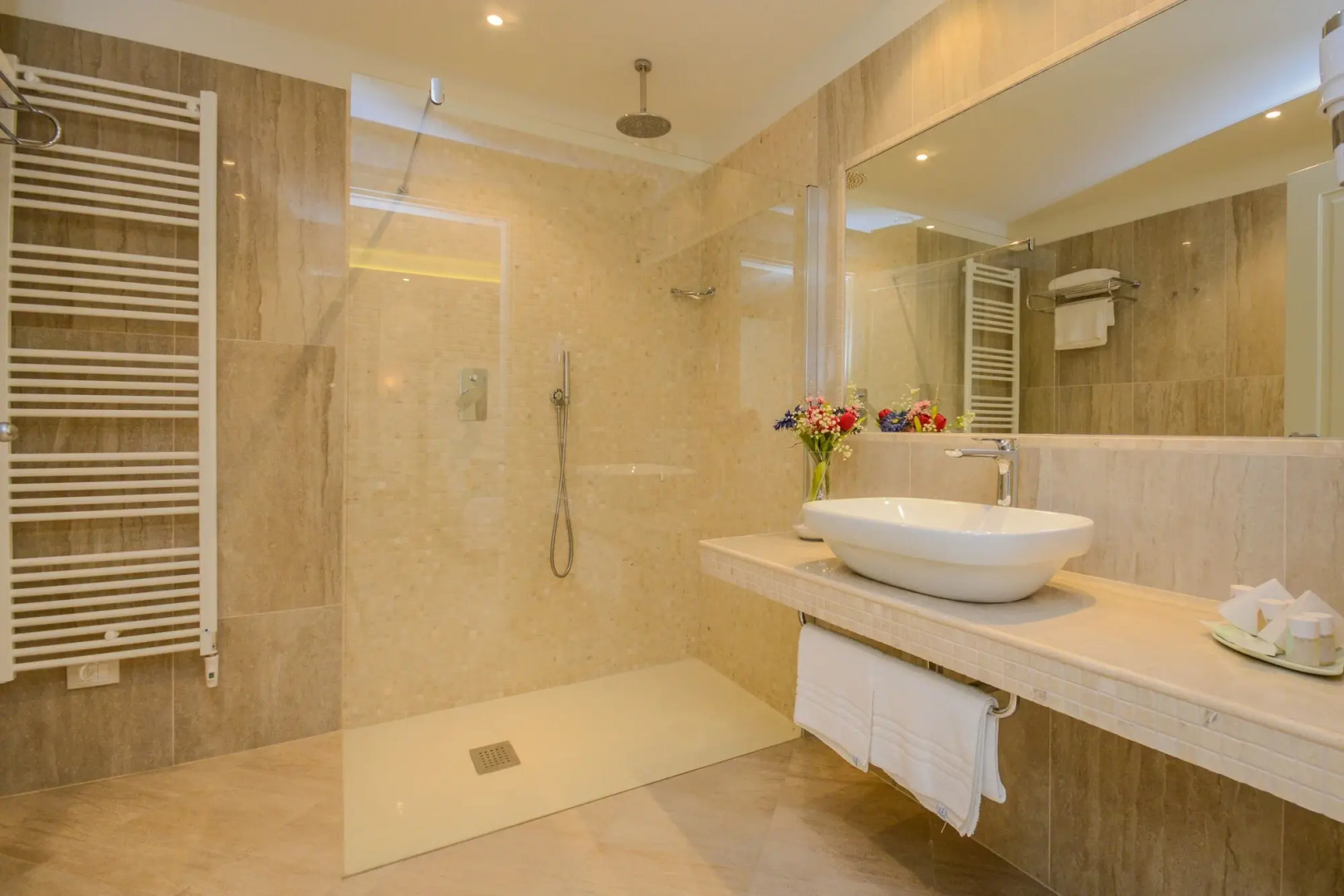 Villa Garuti Hotel & Appartements