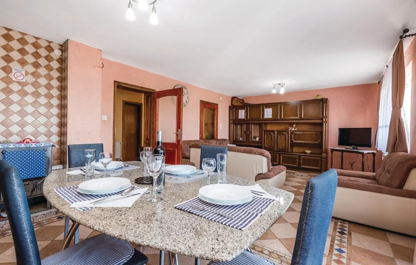 Stunning Home in Ozalj With 5 Bedrooms, Wifi and Outdoor Swimming Pool