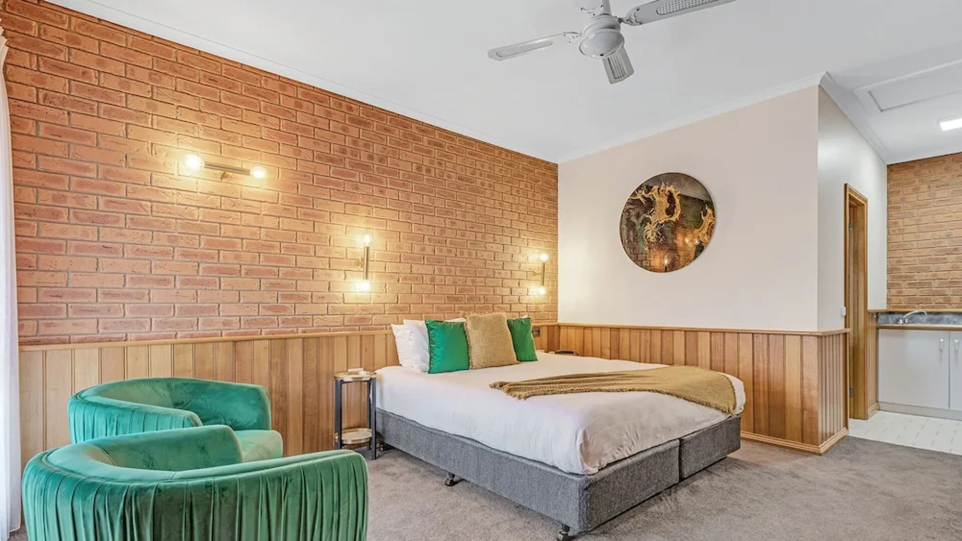 Golden River Motor Inn