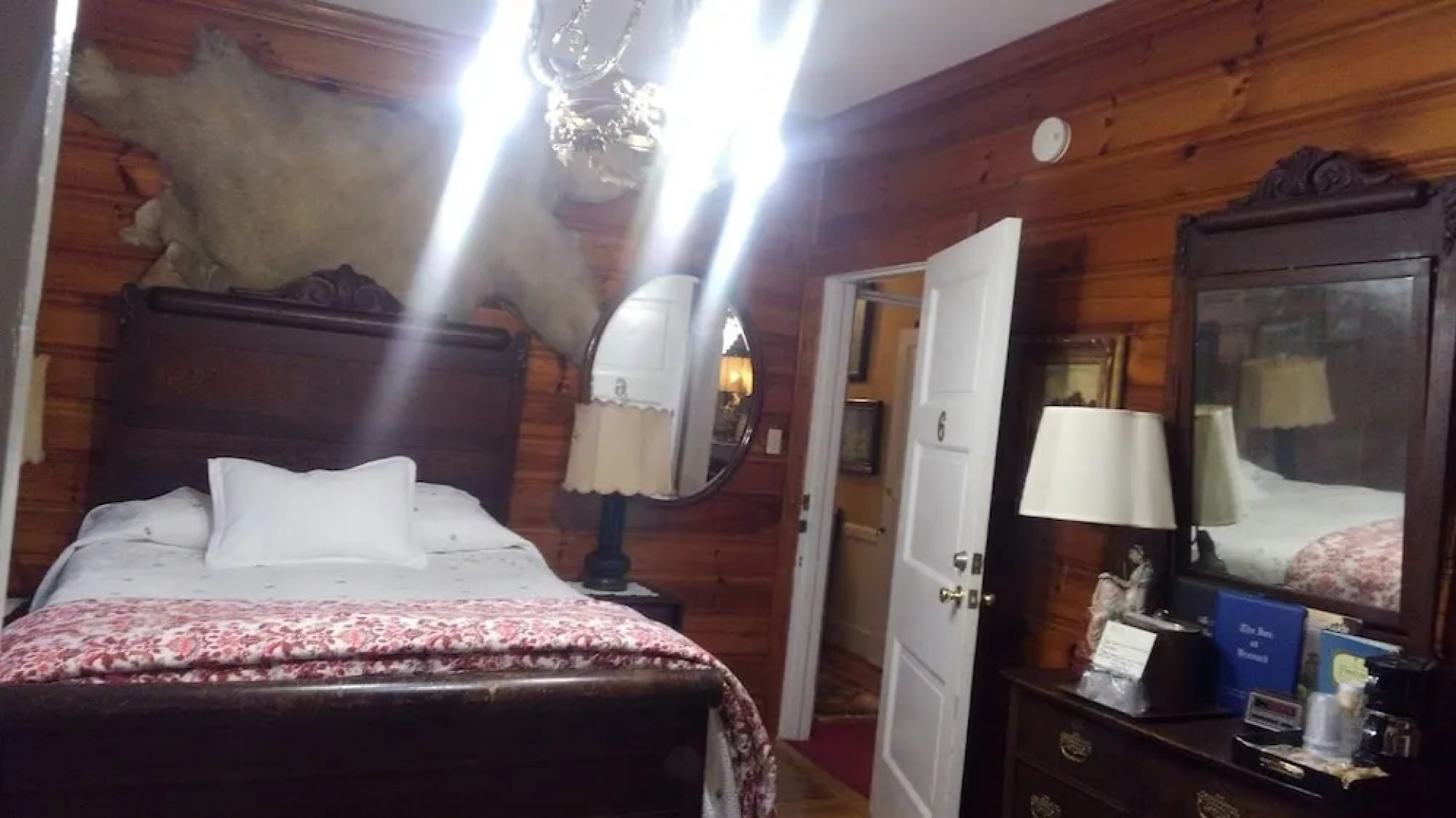 The Inn At Brevard - Bed And Breakfast - Adult Only