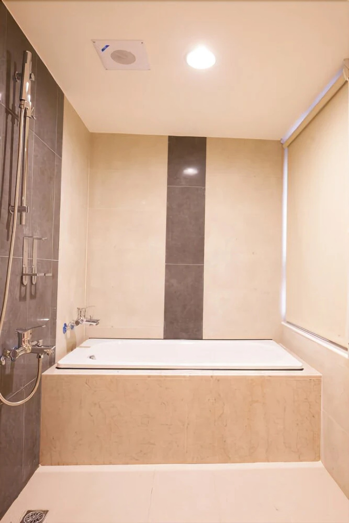 Yuanlin Business Hotel