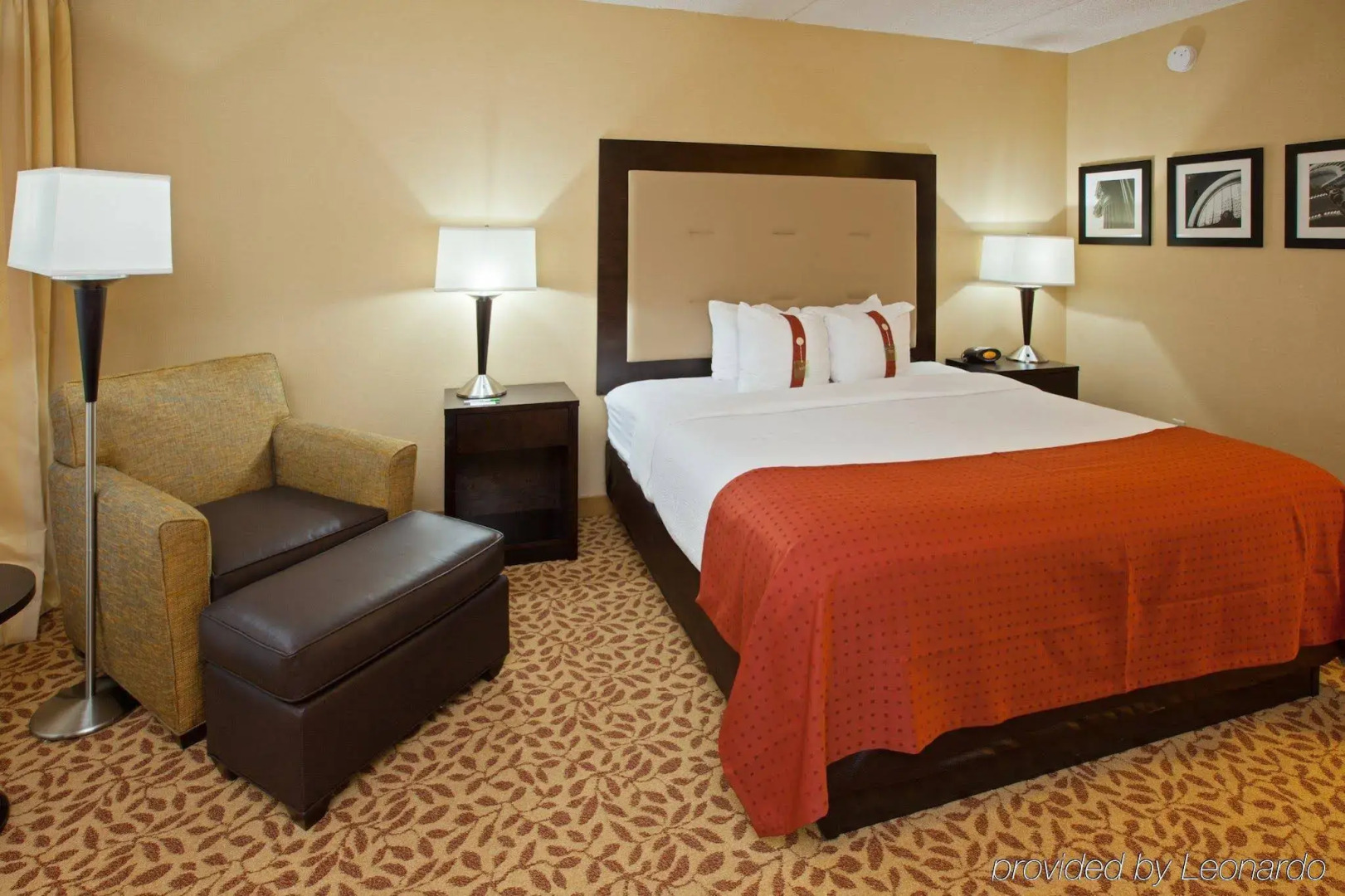 Holiday Inn Evansville Airport
