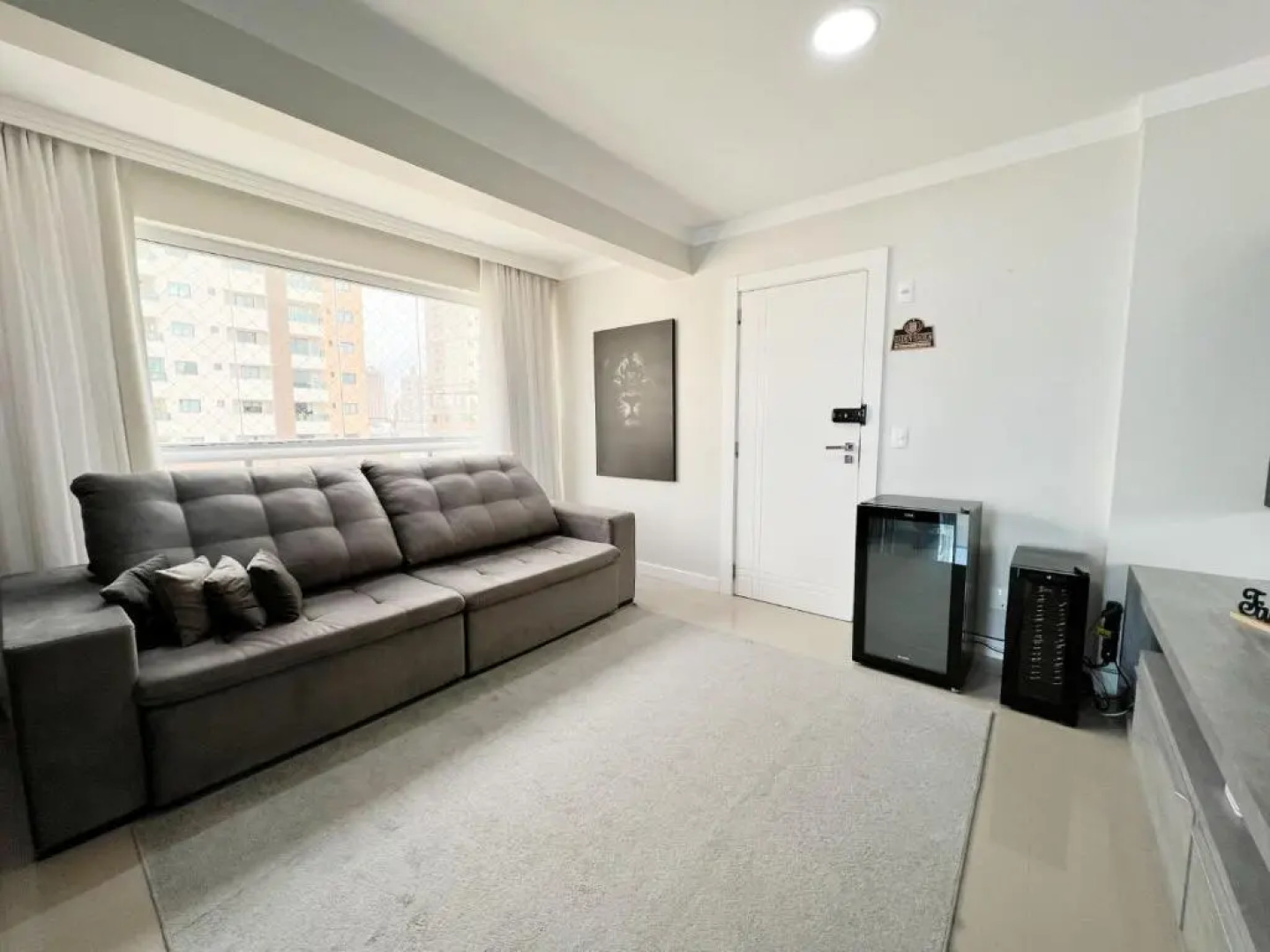 Excelente apartamento 2 suítes em Porto Belo