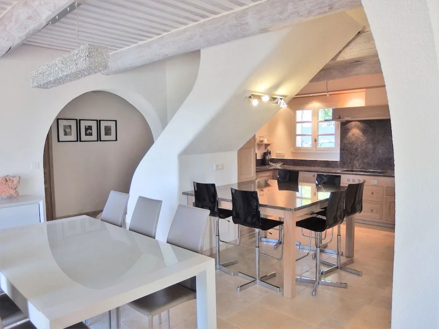 Modern Villa With Heated, Private Swimming Pool Near Mont Ventoux