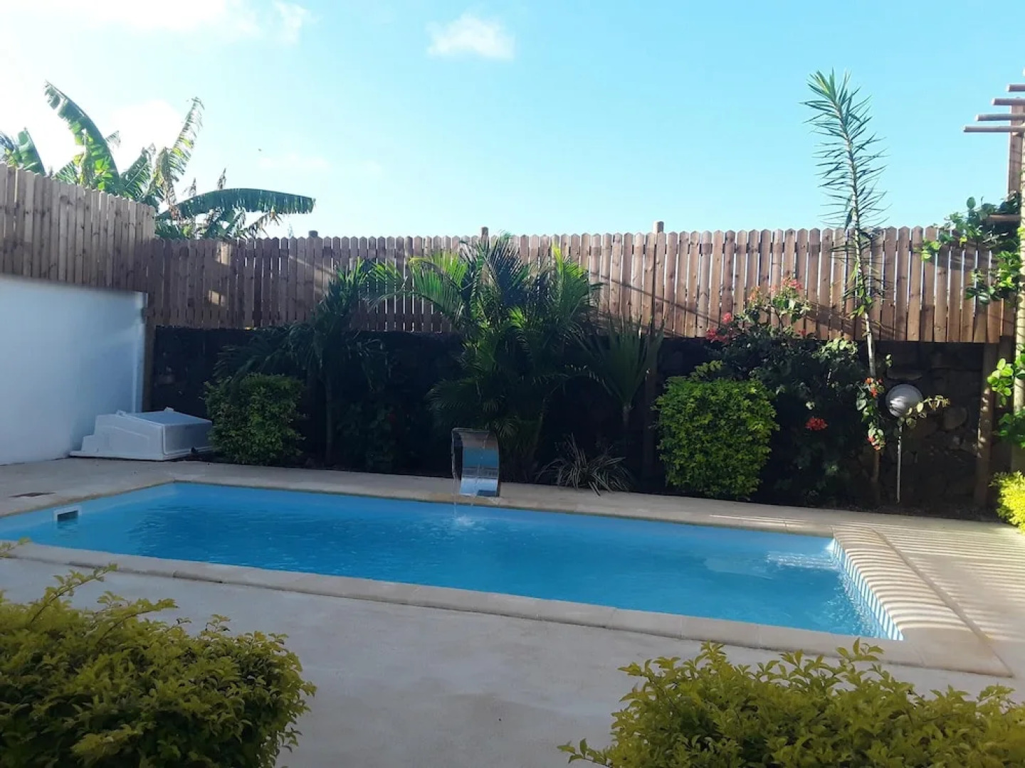Villa With 3 Bedrooms in Calodyne, With Wonderful sea View, Private Po