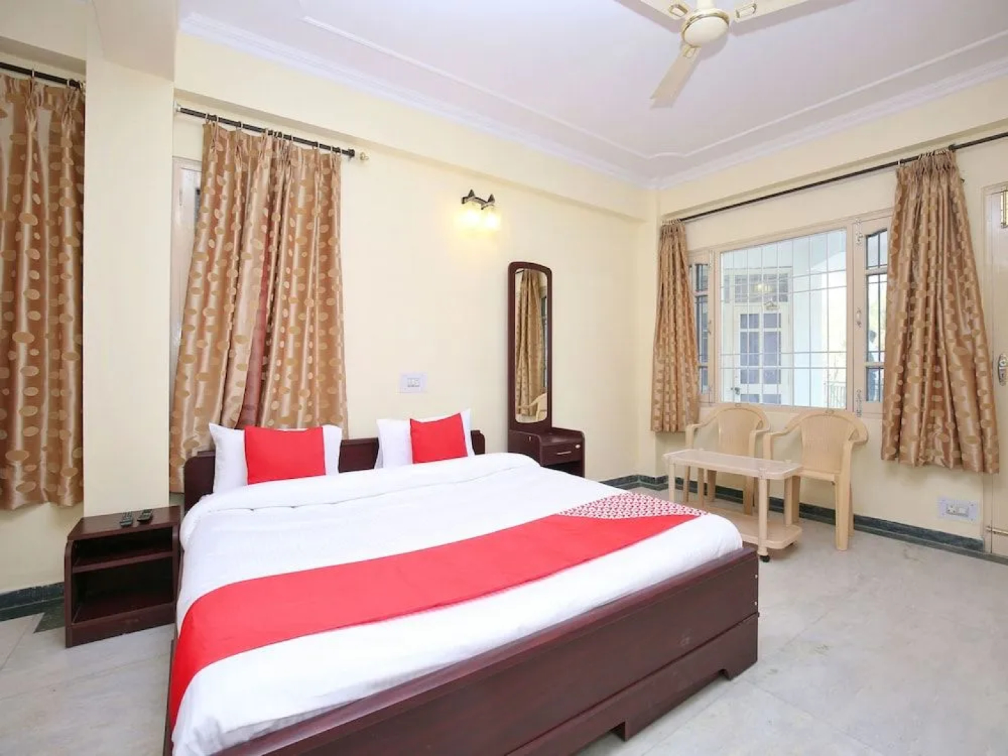 OYO 14084 Home Hill View Studio Barog