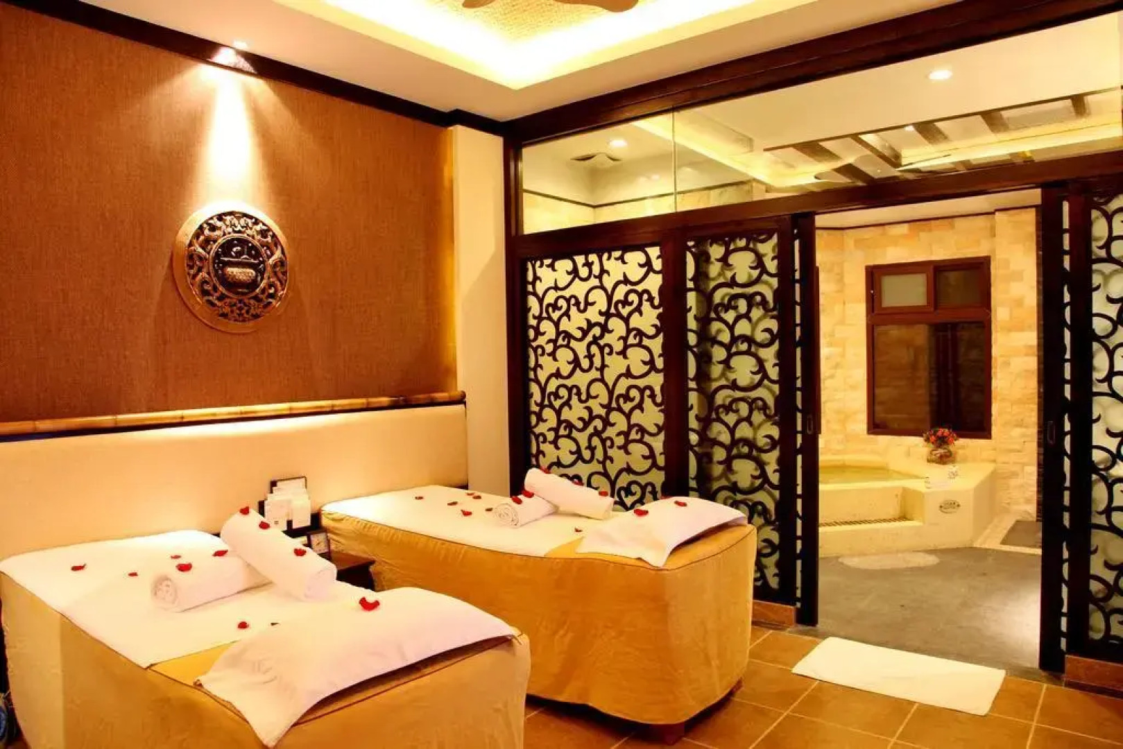 Riyuegu Hotsprings Resort