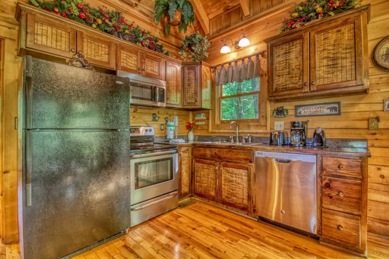 Beary Secluded 296 - Two Bedroom Cabin