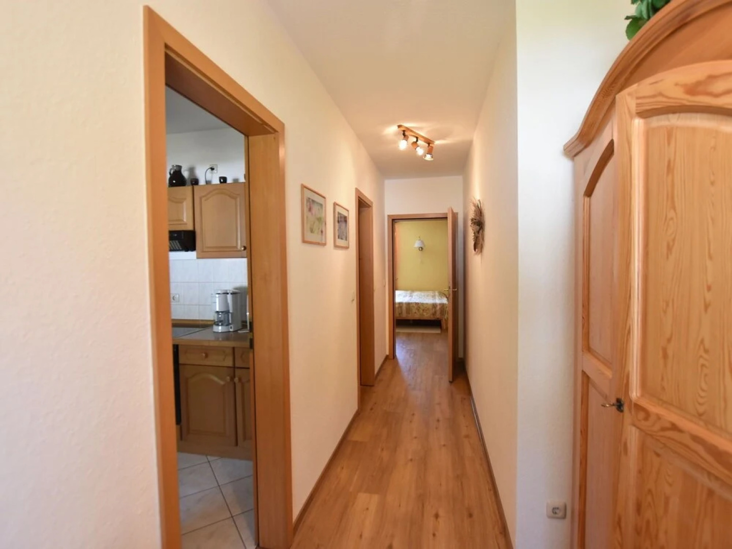 Luxurious Apartment in Wischuer With Fenced Garden, Barbecue