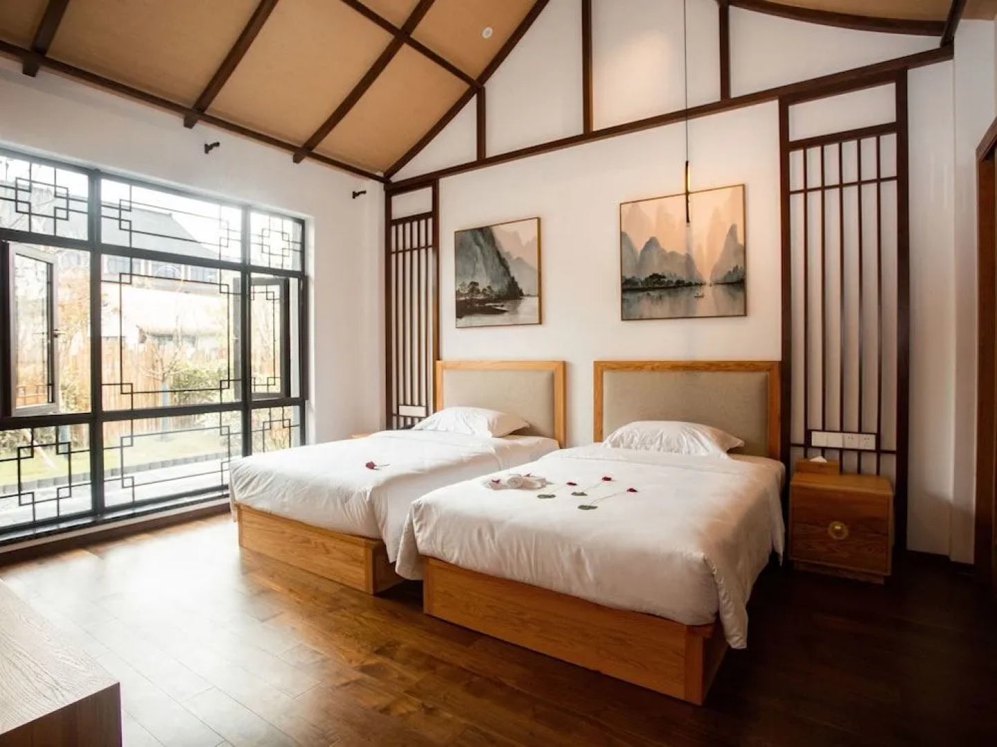 Yuanxiang Hot Spring Resort Hotel