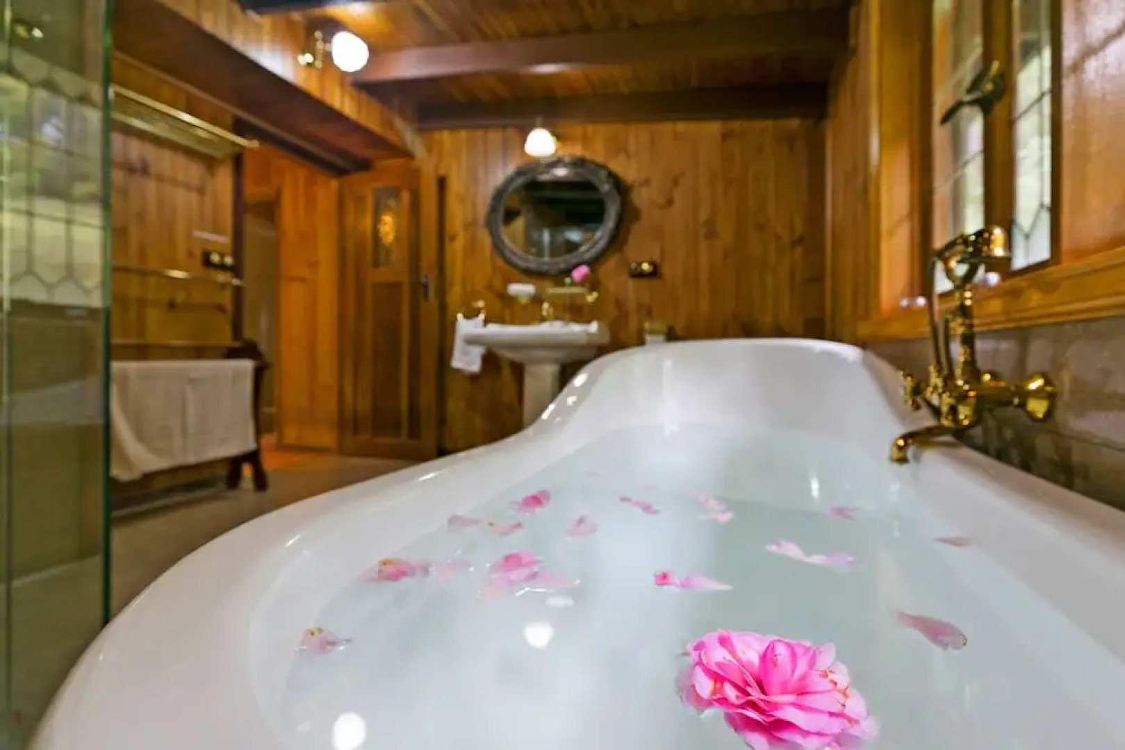 Eagles Nest Luxury Mountain Retreat