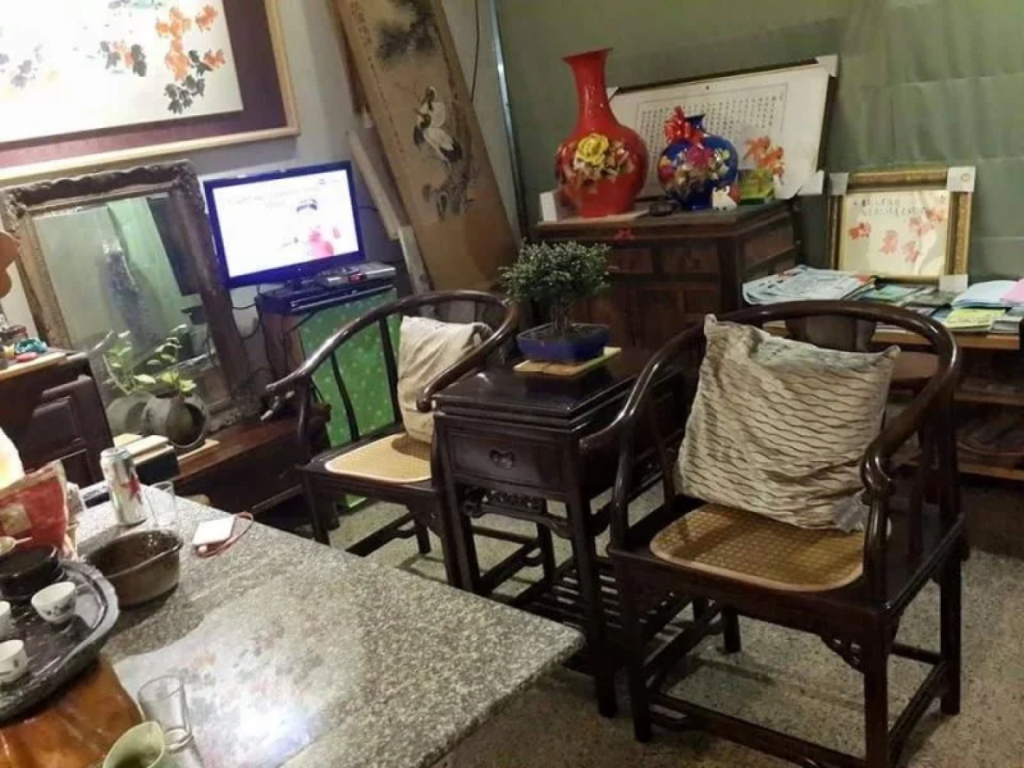 Jiji Art Backpackers Hostel