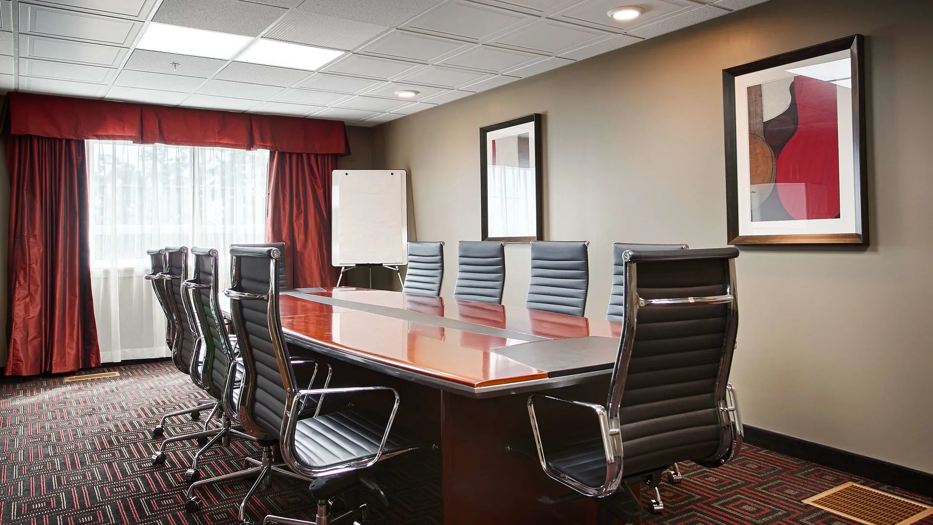 Best Western Plus Peace River Hotel & Suites