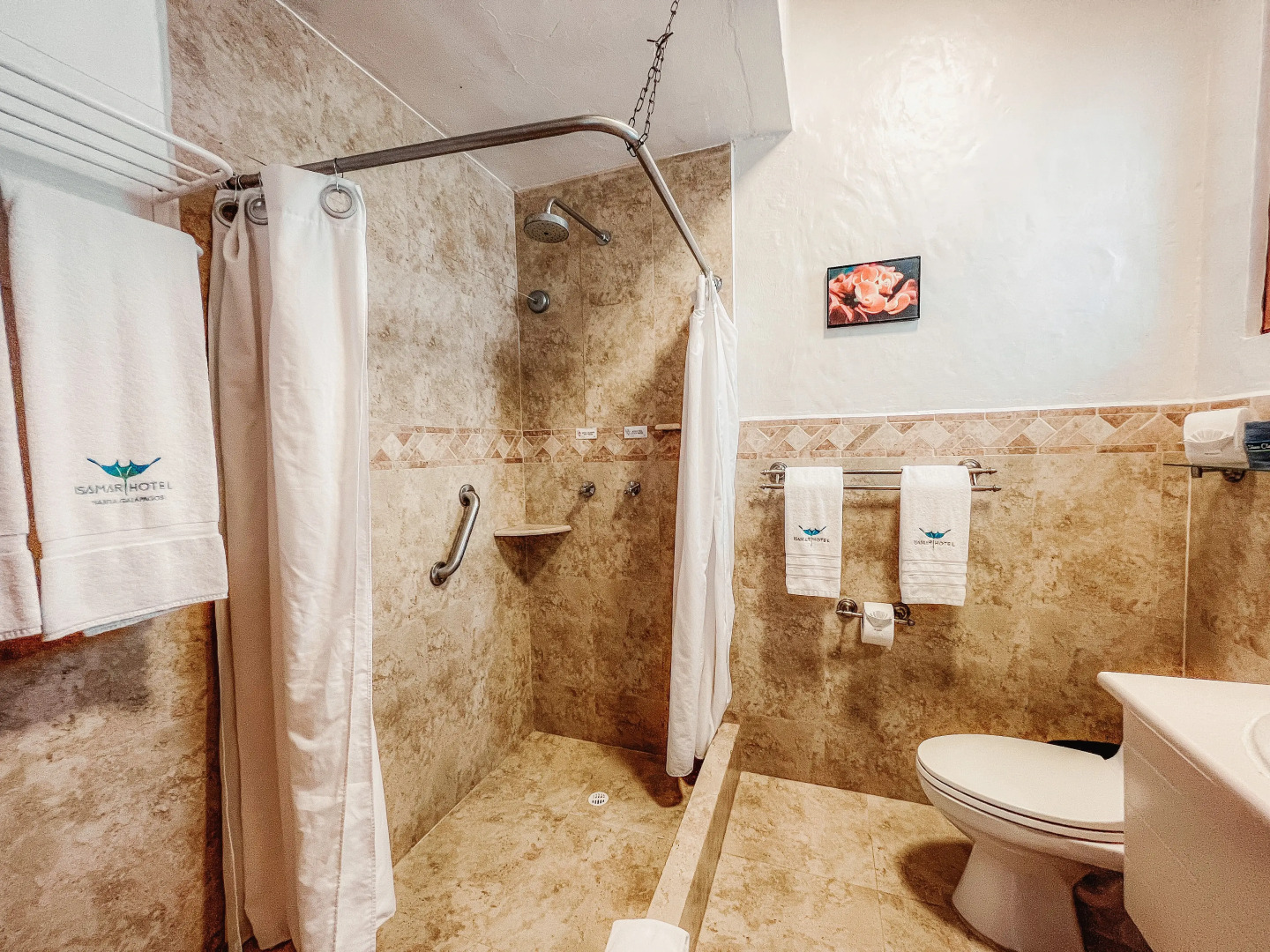 Hotel Isamar Galapagos Beachfront