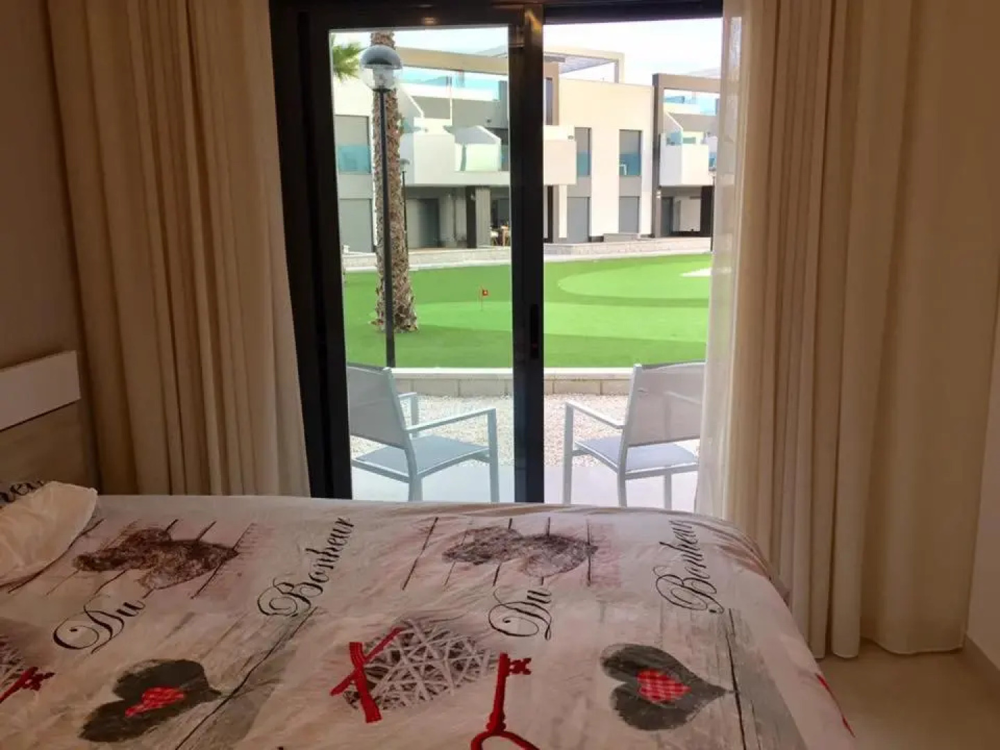 Oasis Beach X app 25