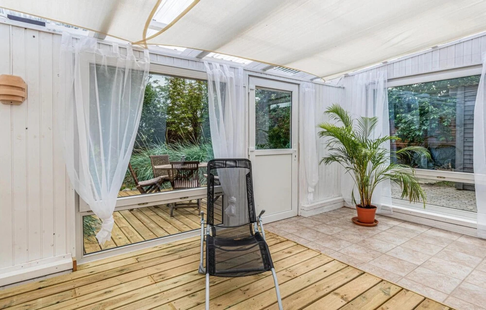 Stunning Home in Friedrichskoog With 3 Bedrooms, Sauna and Wifi