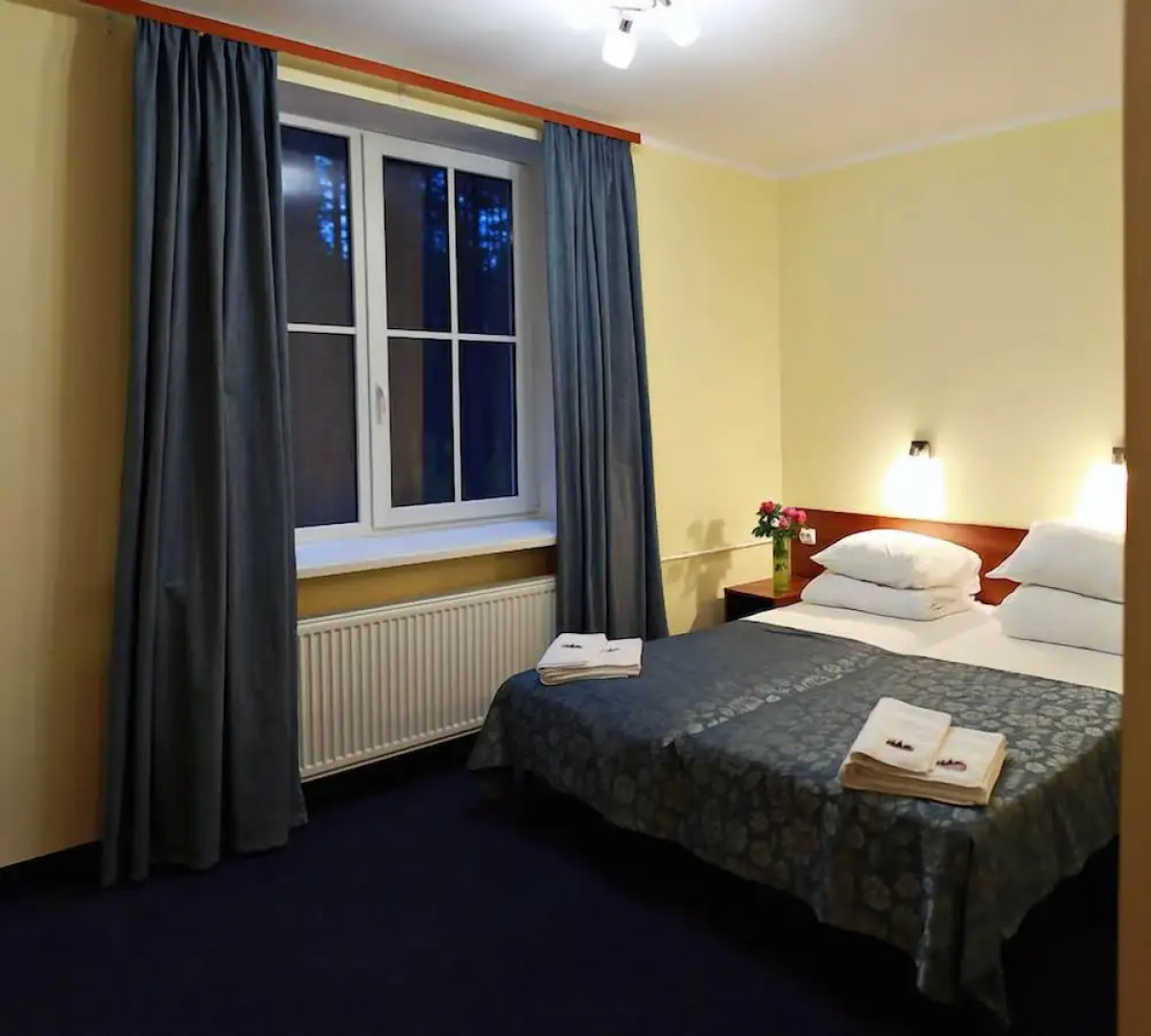 Отель «Шишки на Лампушке — Каса де Кампо»