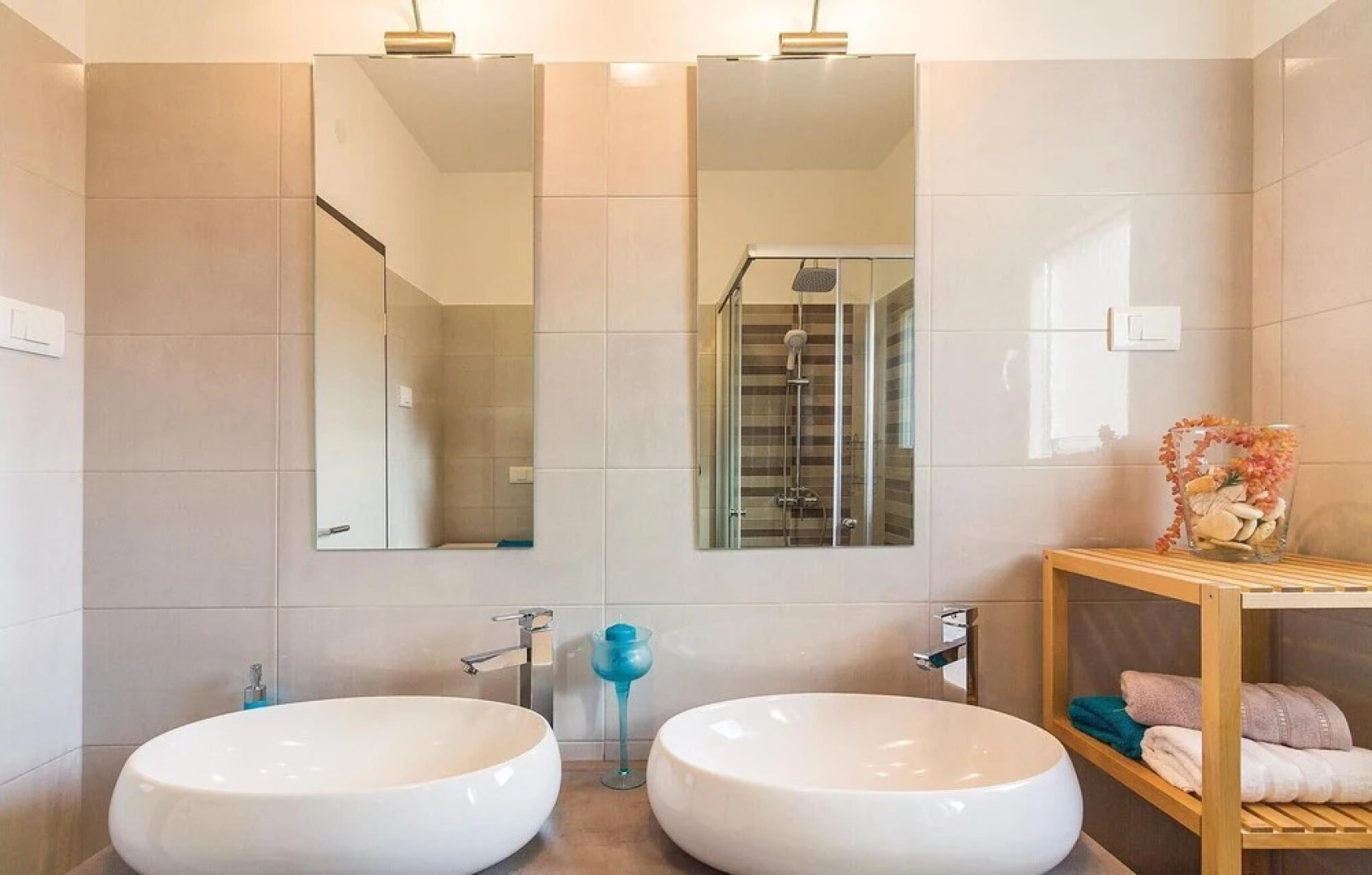 Beautiful Home in Cetinici With Wifi and 3 Bedrooms