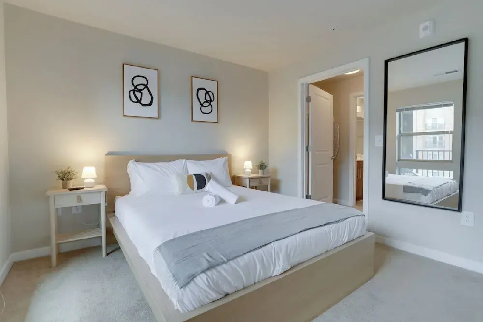 Cozy Alexandria Apartment