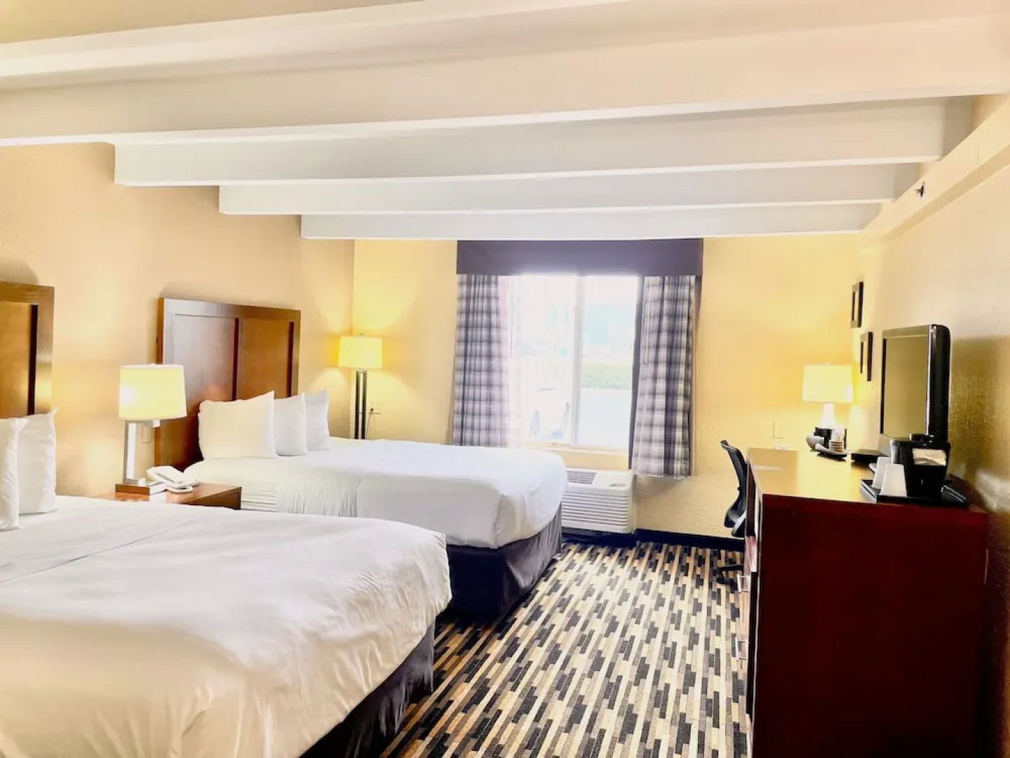 Country Inn & Suites by Radisson Battle Creek MI
