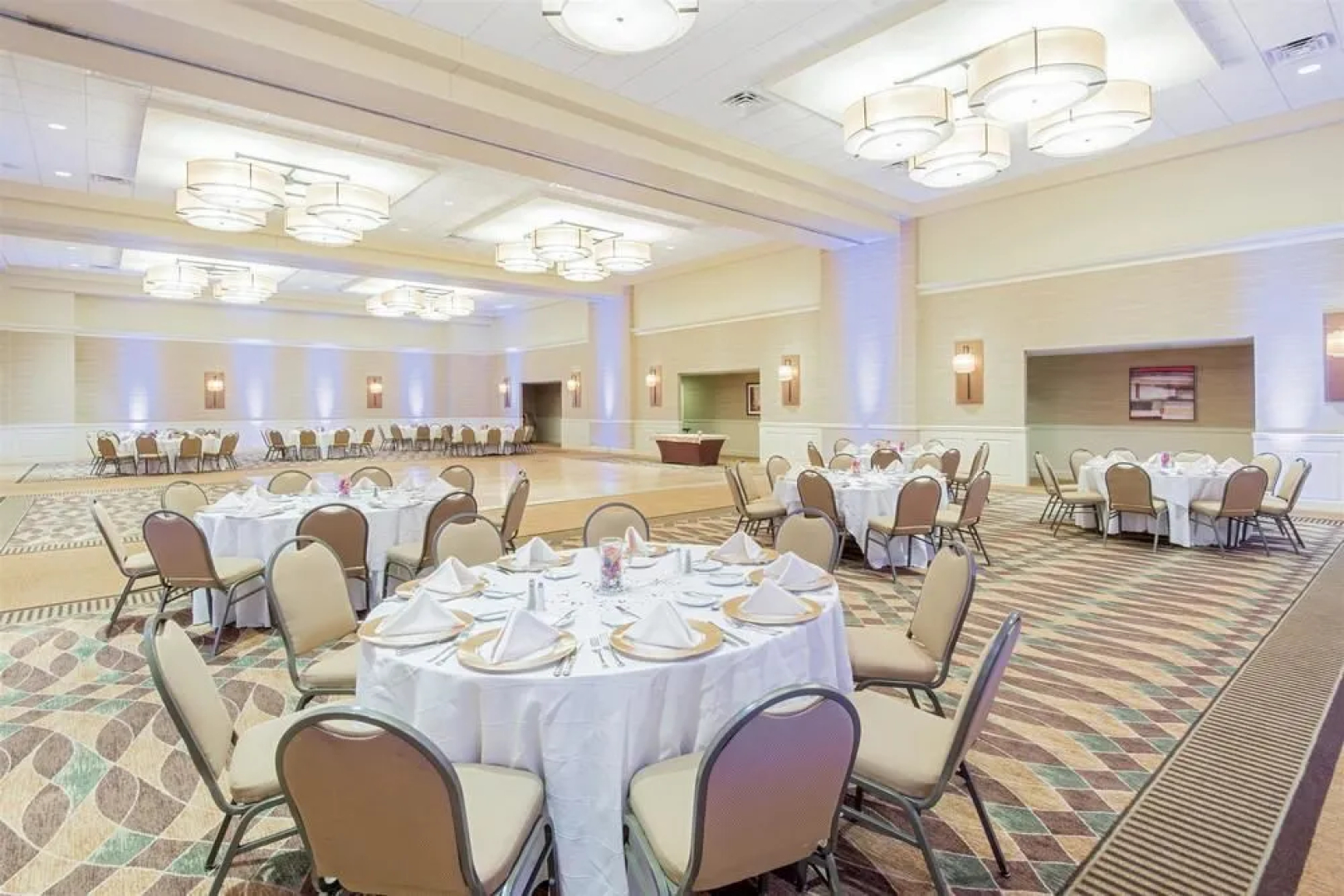 Wyndham Hamilton Park Hotel and Conference Center