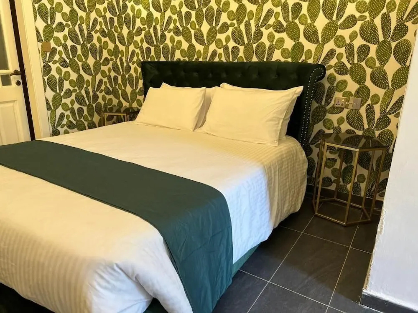 The Red Farm Relais & Spa