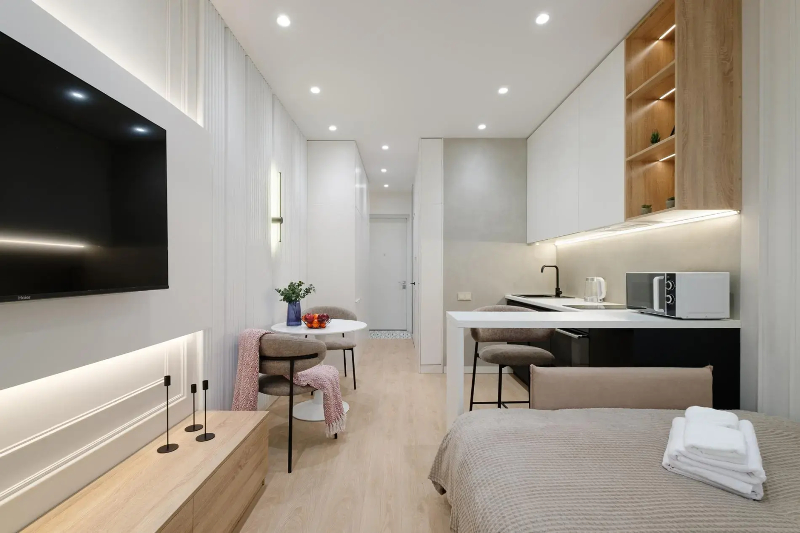 Happy House (Хэппи Хаус) на набережная Нагатинская 10 А, В