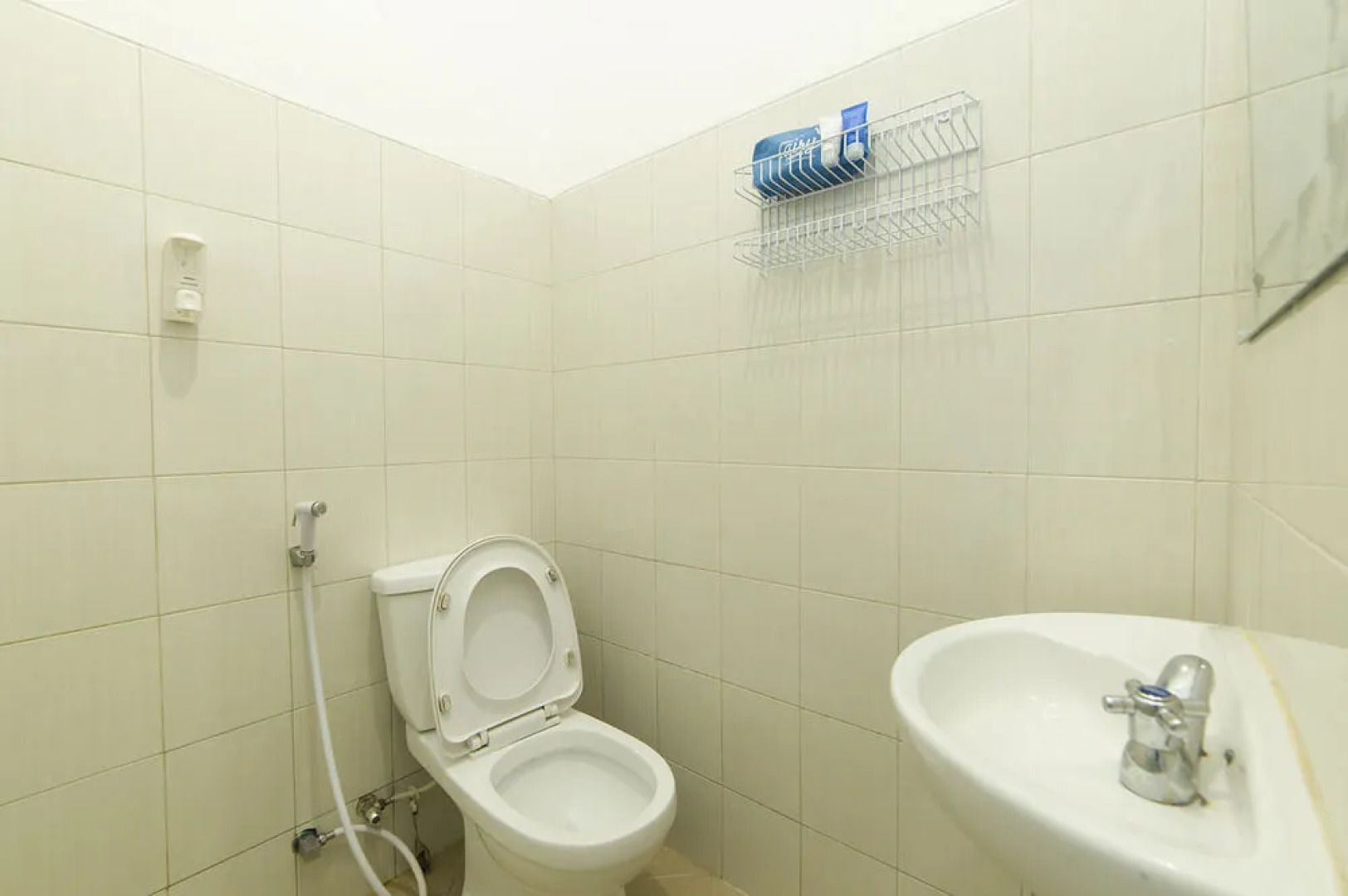 艾里班贾尔马辛夏利亚帕慕路斯巴鲁布米马斯拉亚 25 号酒店(Airy Syariah Pemurus Baru Bumi Mas Raya 25 Banjarmasin)