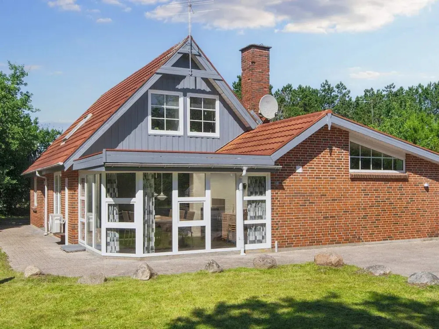 10 Person Holiday Home in Glesborg-by Traum