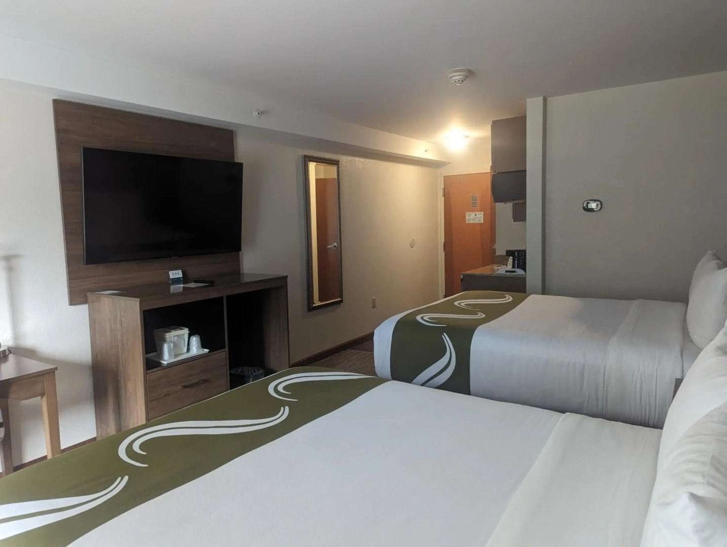 Quality Inn & Suites Northampton - Amherst