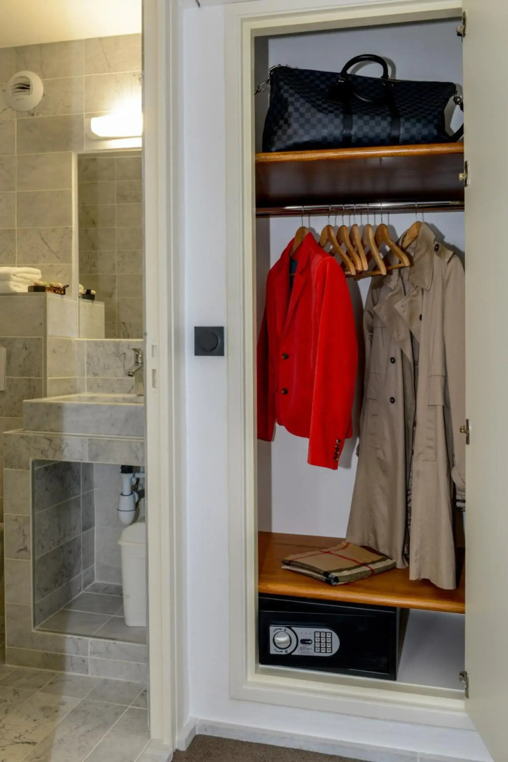 Good Morning + Berlin City East