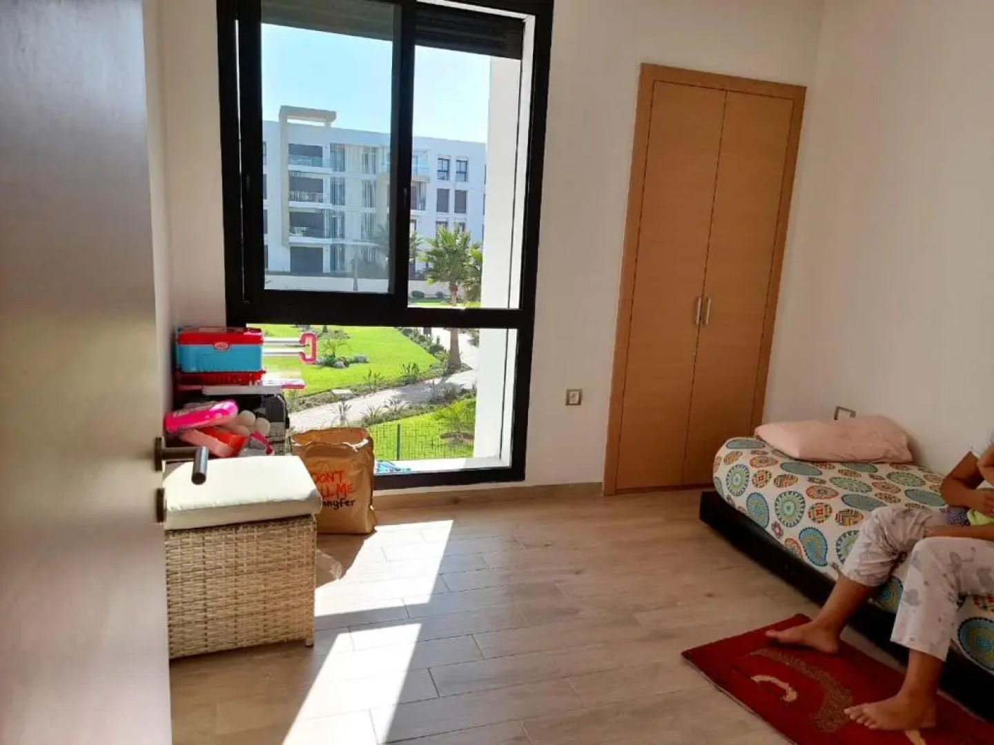 Appartement calme sur mer et piscine