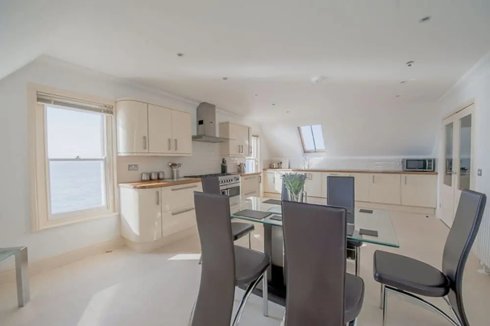 My Seaside Luxury Upper Deck Ramsgate