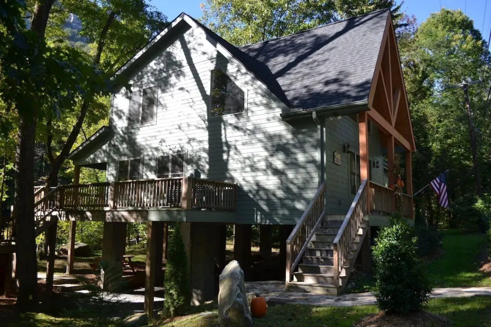 The Esmeralda Inn at Lake Lure