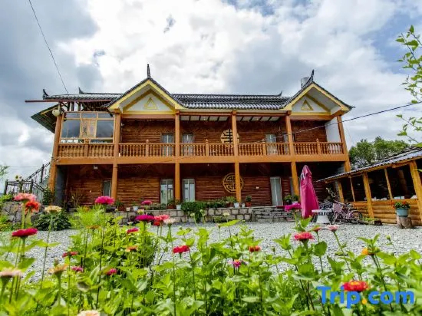 Luguhu Haier Mingzhu Inn