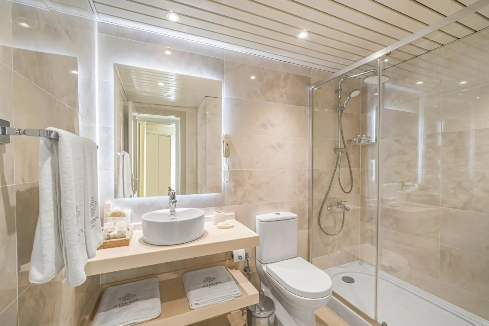 Elementa Boutique Hotel