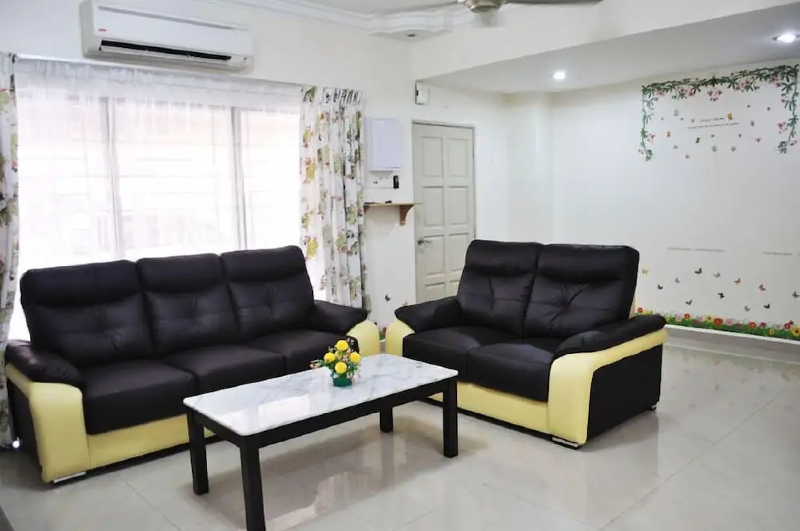 Garden Vacation Suite